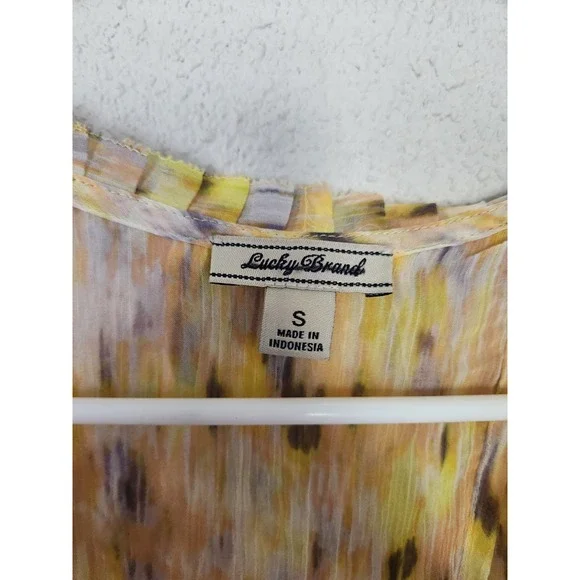 Lucky Brand Sleeveless Yellow Sheer Pattern Blouse Womens Small - Picture 4 of 6
